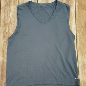 2/$20 Nike Seamless Dri-Fit Athletic Top M / L